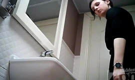 härlig tjej spion wc
