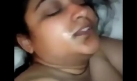 Южная индийская девушка для свиданий с уважением к Бангалору .bangaloregirlfriendsexperience pan-pipe секс фильм