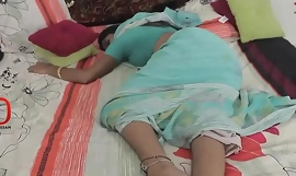 Young House-servant - Saree Aunty -