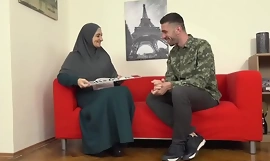 Hot muslim wife gets fucked abiding