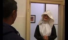 Pervertido freira