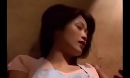Chilled through madre giapponese asiatica Jocular scopa con non sentirà parlare del proprio figlio