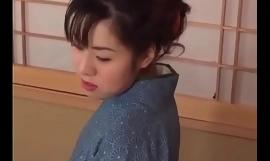 Chinatsu Nakano deixando seu buraco peludo muito bom