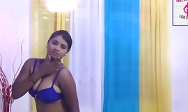 Uma bhabhi Bathing suit stripe move - Indian beautiful teen girl coax