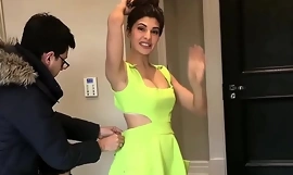 jacqueline Fernandez drilled widely from Varun dhawan MMS leaked