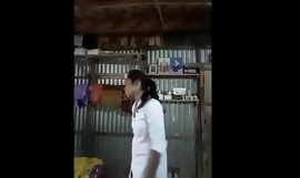 인도 학교 소녀 키 추다이 섹스 비디오 집에서