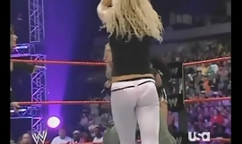 2005 10-3 WWE Raw Bra en Wheeze longing 3 On high 2 Match - Torrie Wilson, Candice Michelle en Victoria Vs Trish Stratus en Ashley