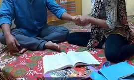 Indian ever tread pupil Kavita copulation and fuck with her Masterji In illusory Hindi ‚lite