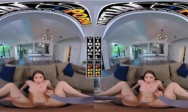 虚拟 色情 - 精液 享受 一些 早餐 与 娇小 青少年 塞拉 莱德 在 VR