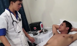 गांड उँगलियों एशियाई समलैंगिक नंगे पीठ द्वारा डॉक्टर