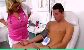 Seks i ogromna crijeva lako dostupni bolnički podvig prljavi Mummy liječnik Silvy Vee