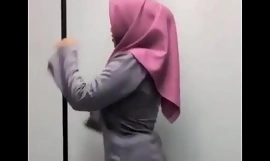 Hijab dans