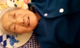 Κινέζικα 75 ετών Γιαγιά Κρεαμπί