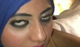 British muslim slut gets drilled