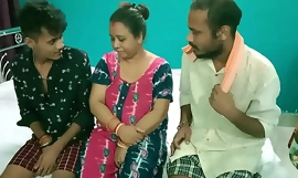 Sexy Mummy Aunty a distribuit! Ultimul coition în trei în hindi
