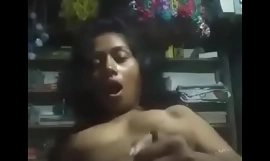 Bangladesh se masturbando