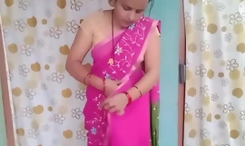Sherin desi moglie sari